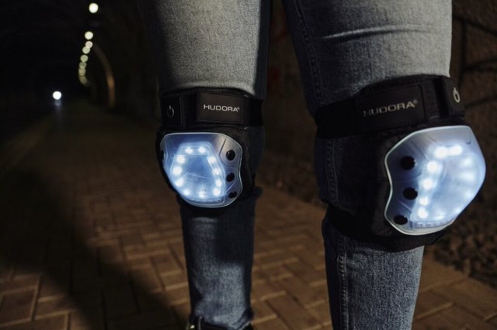 Hudora Protektoren LED (schwarz, 0.6kg, L)