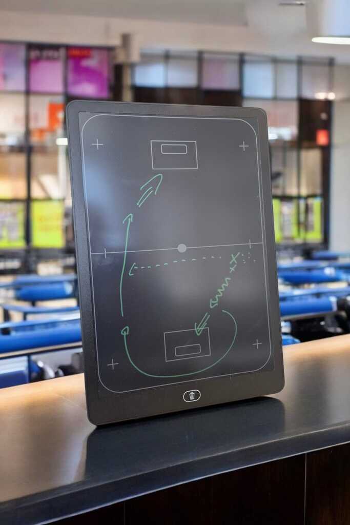 CHAMP Elektronische Taktiktafel für Unihockey