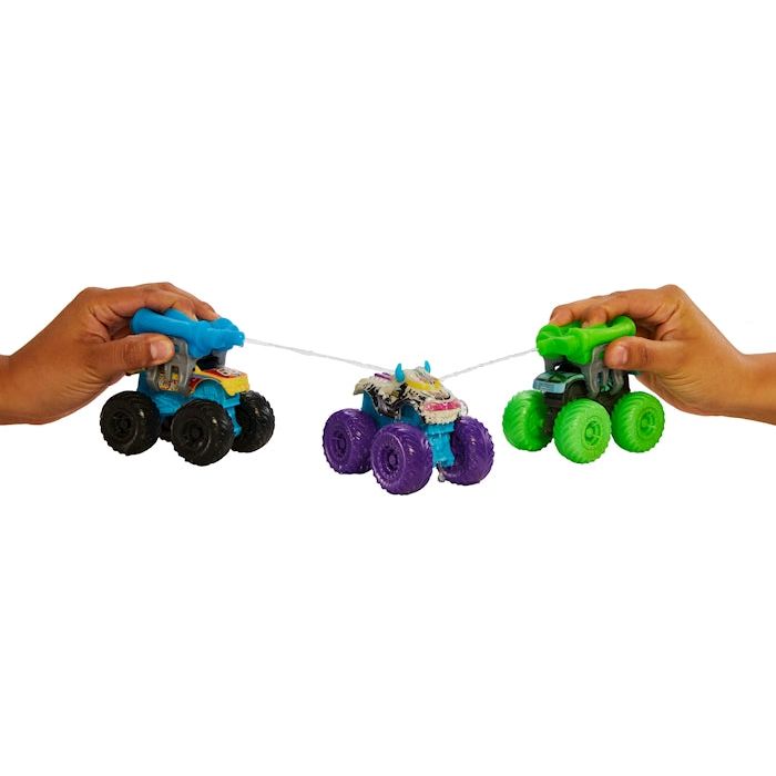 Monster Trucks Color Reveal Asst