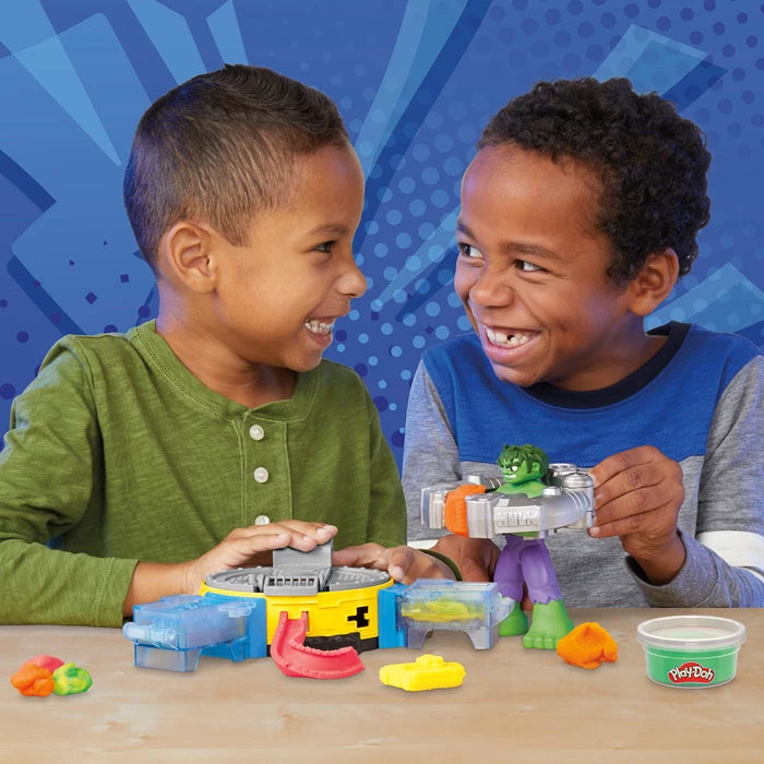 Play-Doh Hulk Quetsch Schmetter Spass, 4 Dosen Knete