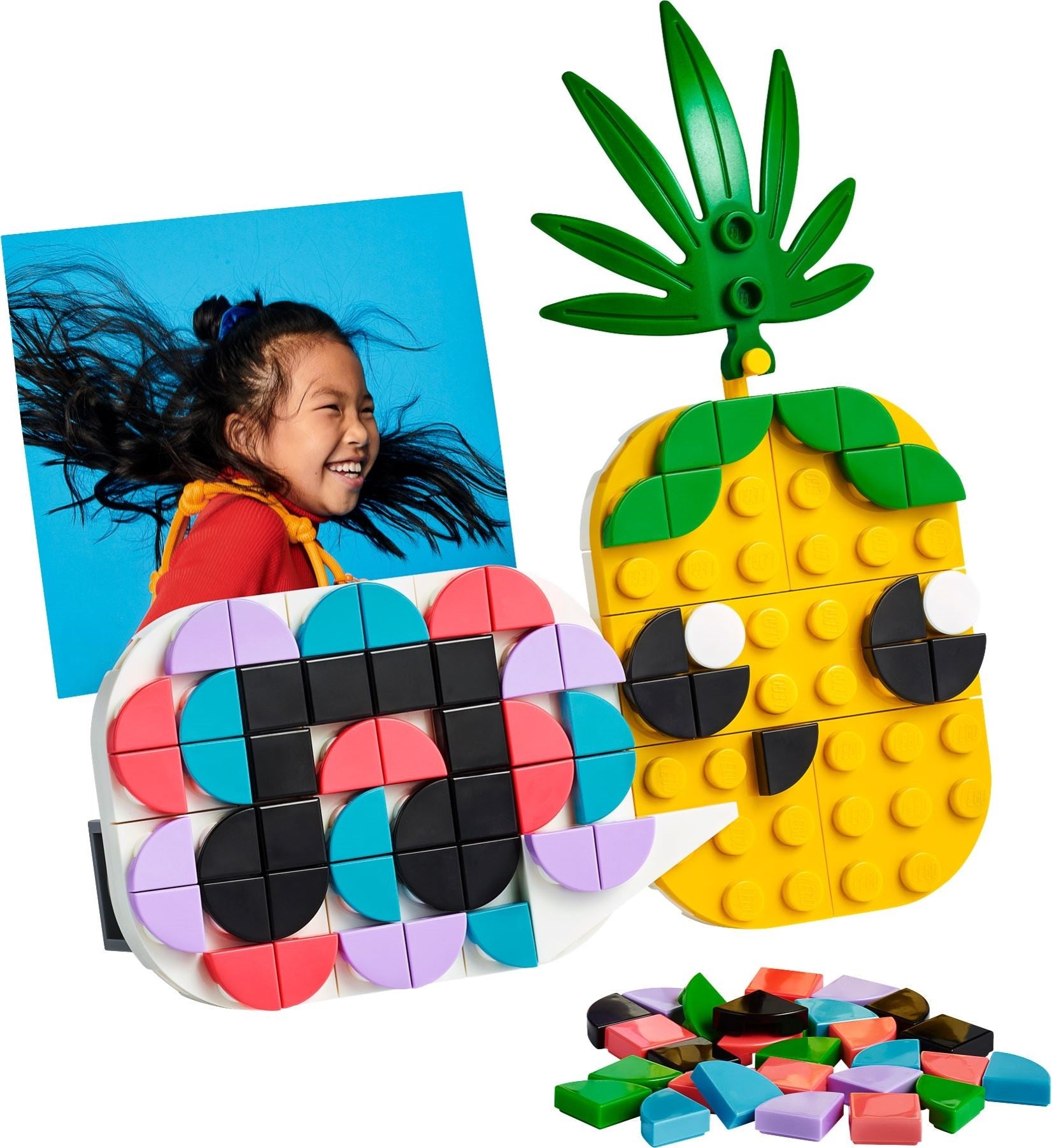 <transcy>LEGO DOTS Porte-photos ananas & mini-tableau 30560</transcy>
