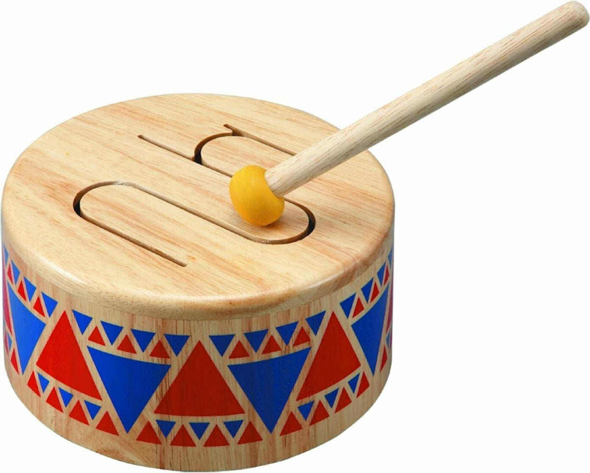 Holztrommel mit Schlägel