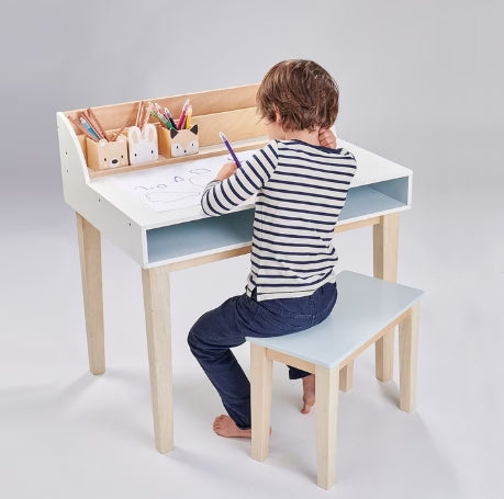 Tender Leaf Toys Schreibtisch mit Stuhl