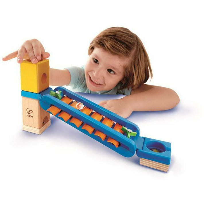 Accessoire de circuit à billes Hape Quadrilla Sounding Aire de jeux