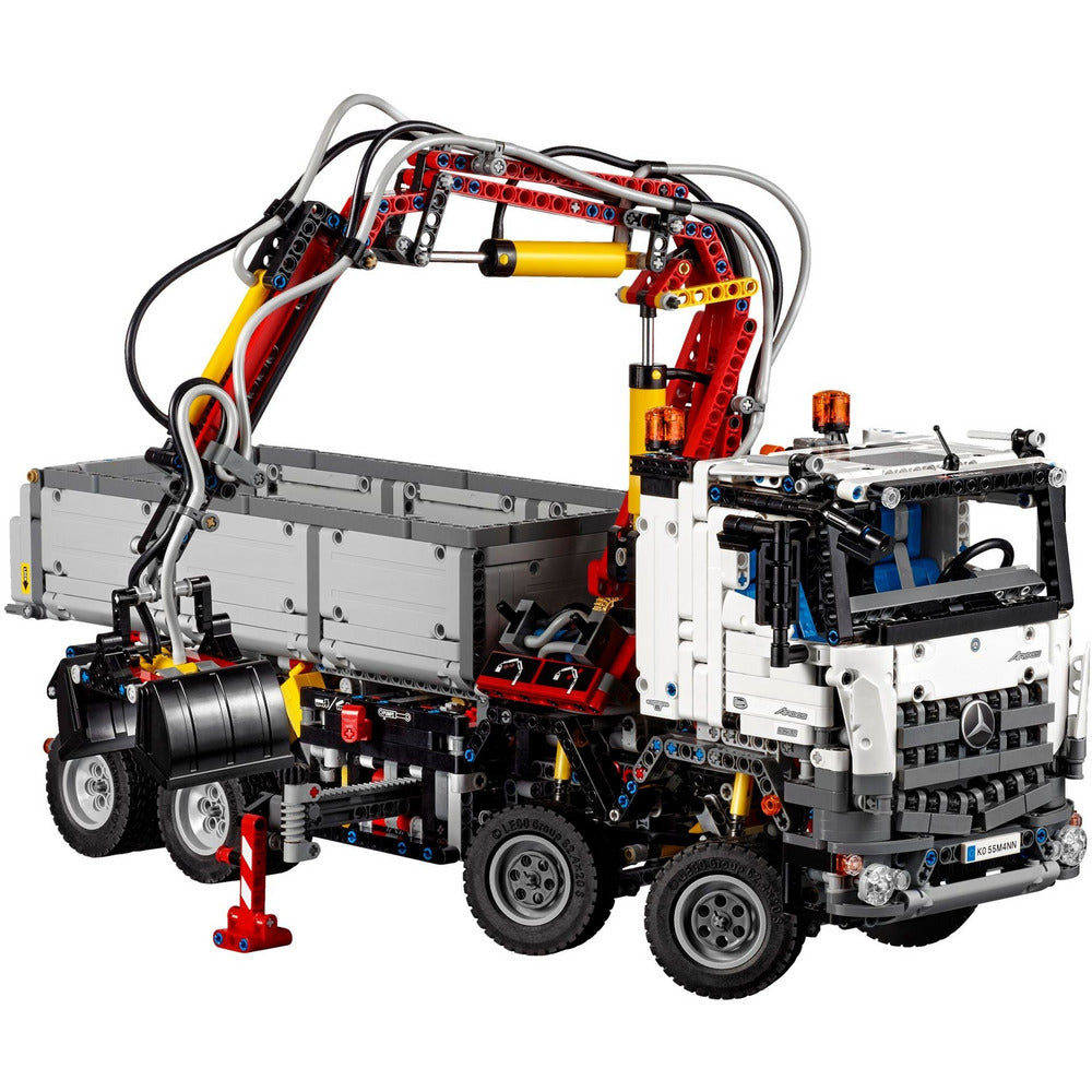LEGO Technic Mercedes-Benz Arocs 42043
