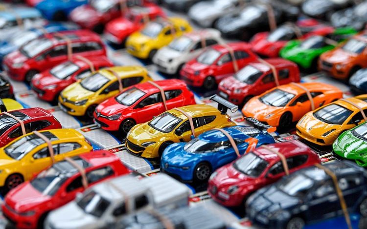 Spielzeugauto