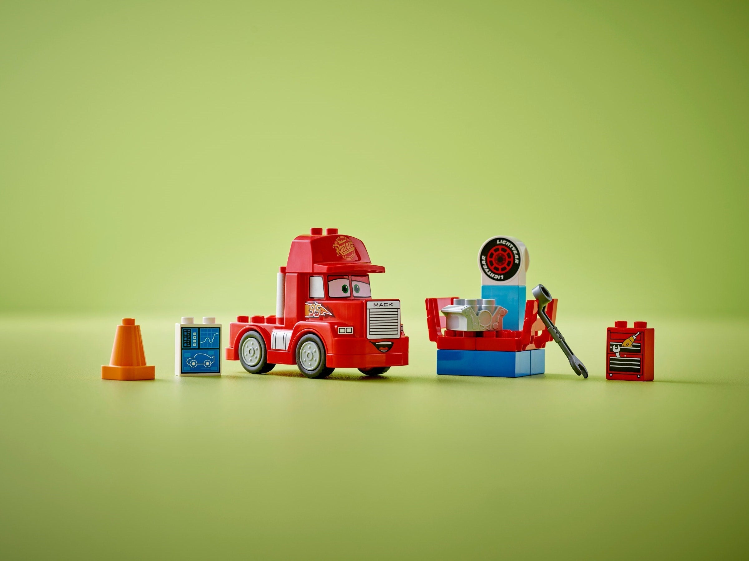 LEGO Duplo Mack beim Rennen 10417