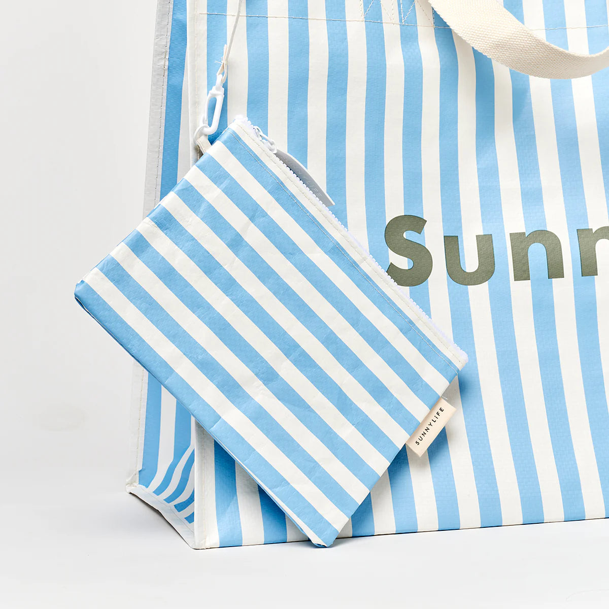 Sunnylife Carryall Beach Bag La Mer Med Blue Stripe