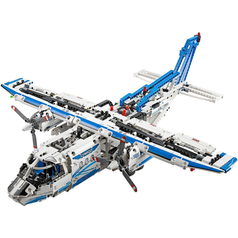 LEGO Technic Frachtflugzeug 42025