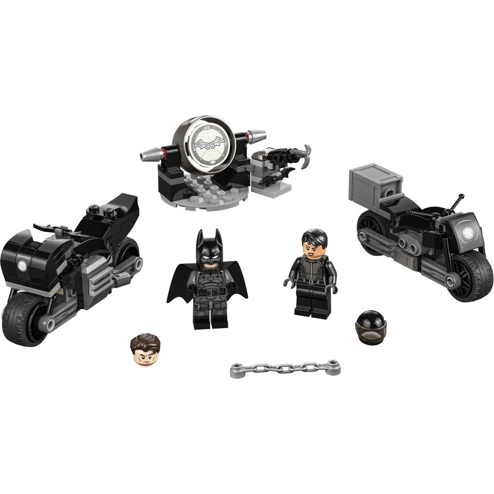 <transcy>LEGO DC Universe Super Heroes - Batman & Selina Kyle : Poursuite en moto 76179</transcy>