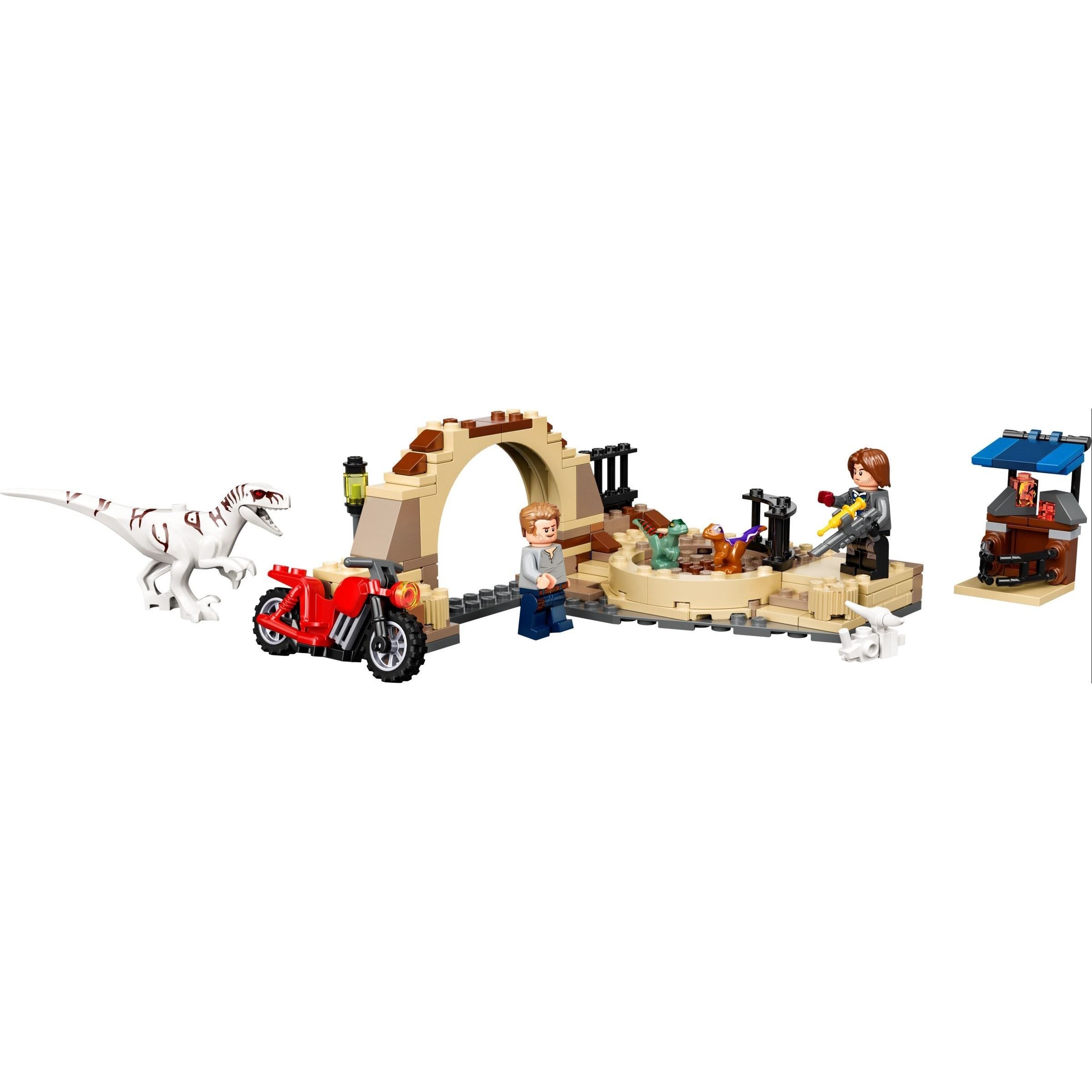 <transcy>LEGO Jurassic World Atrociraptor : Poursuite en moto 76945</transcy>