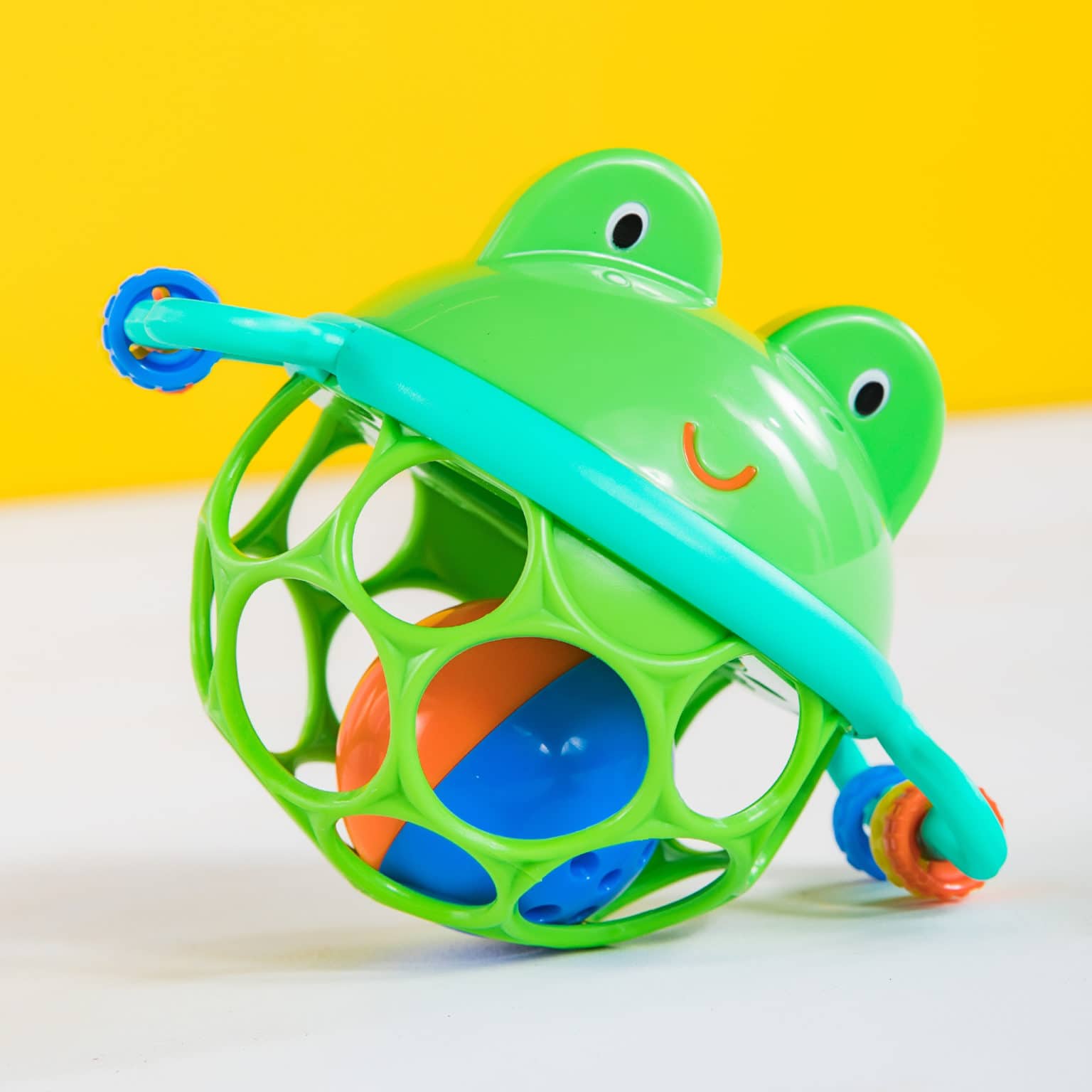 Oball Frosch Greifball mit Glockenball