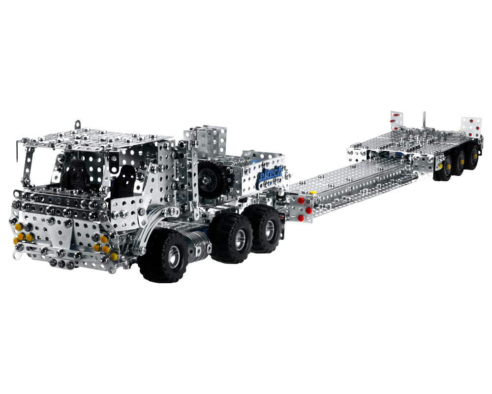 eitech LKW mit Tieflader