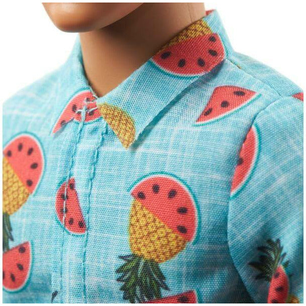Barbie Puppe Ken Fashionistas im Shirt mit Früchteprint