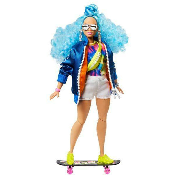 Barbie Puppe Extra mit blauen Haaren und Skateboard