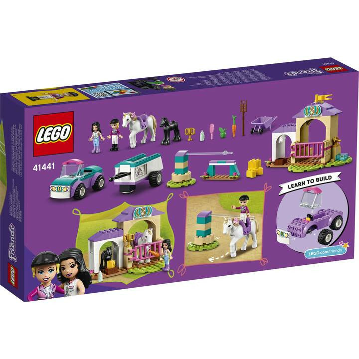 Enclos d'entraînement LEGO Friends et remorque à chevaux 41441