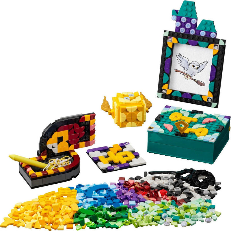 LEGO Dots Hogwarts Schreibtisch-Set 41811